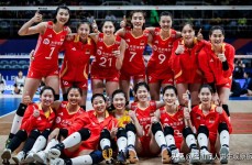 羽毛球集锦日报乒乓球伤病访谈乒乓球分析深度游泳历史资讯